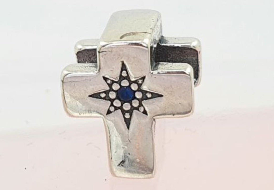 PCHARM2710   CRUZ CON ESTRELLA EN MEDIO