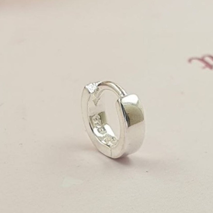 PIERCING DE PLATA 9.25 TIPO ARGOLLA