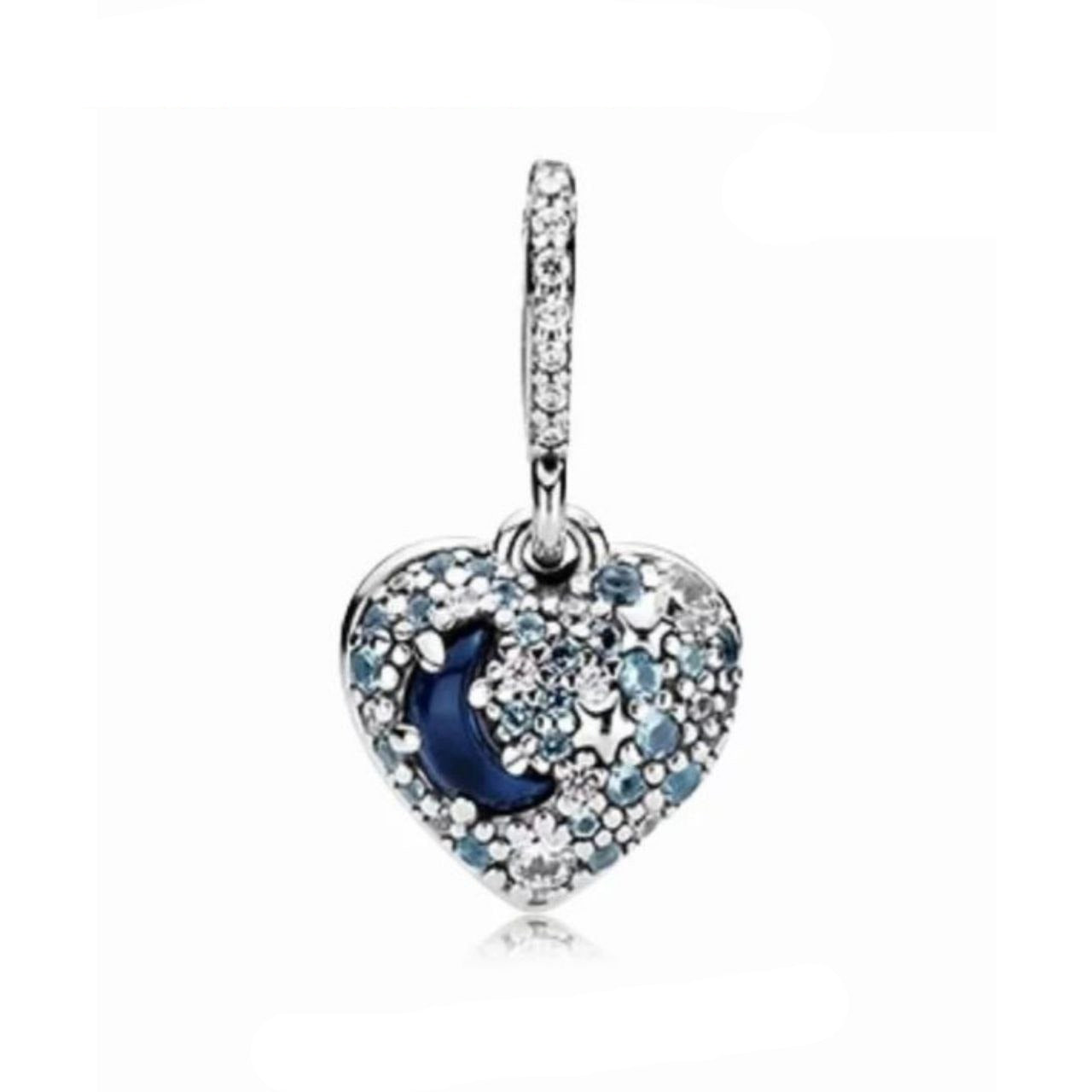 PCHARM2852  COLGANTE CORAZON CON LUNA CRECIENTE Y ESTRELLAS